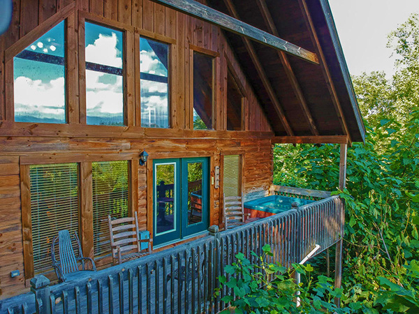 Parrot's Nest cabin